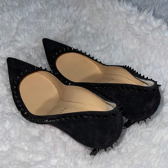 Christian Louboutin heels. - Picture 4 of 8